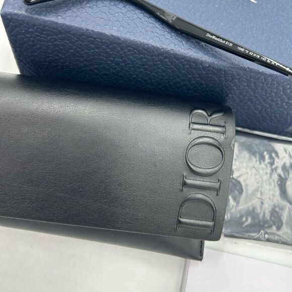 Unisex Dior black suit sunglasses made in Italy - Picture 8 of 9